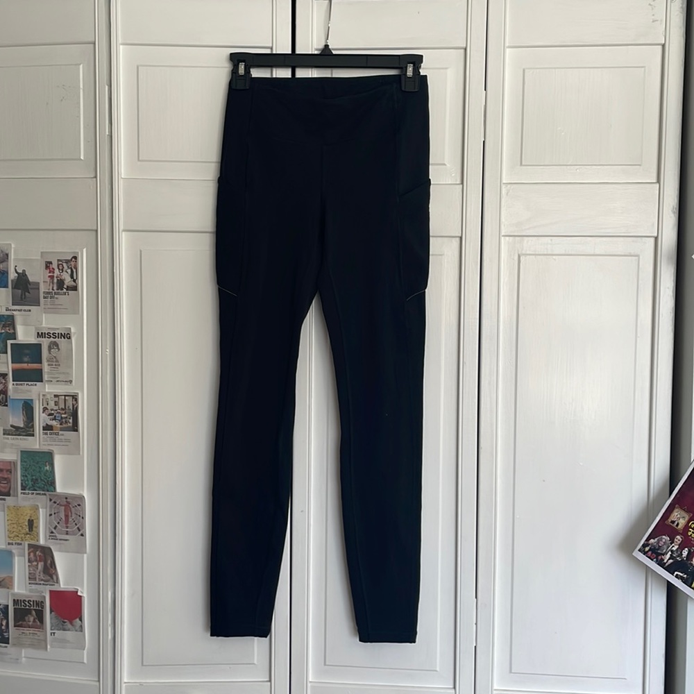 Lululemon Wunder Train leggings with pockets